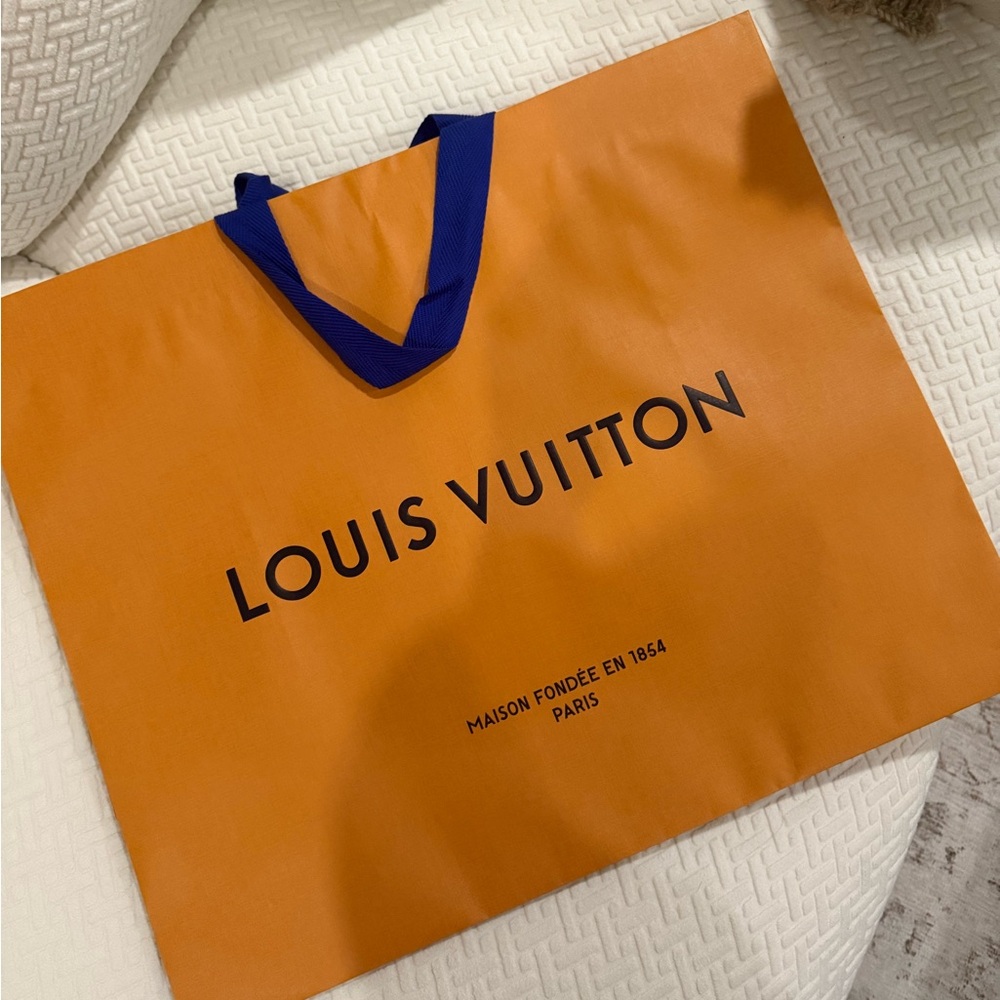 Large Louis Vuitton Paper Bag